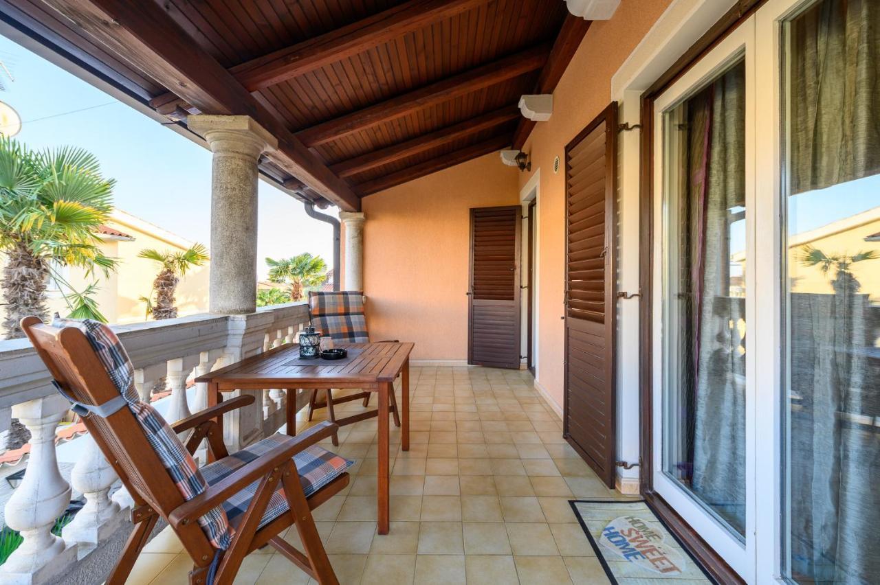 House Alma Lägenhet Poreč Exteriör bild